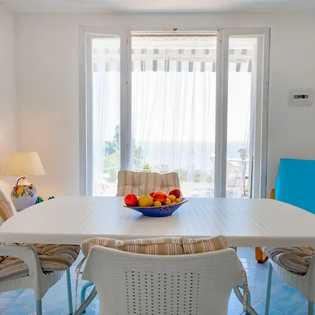 The Sound Of The Sea Holiday home *